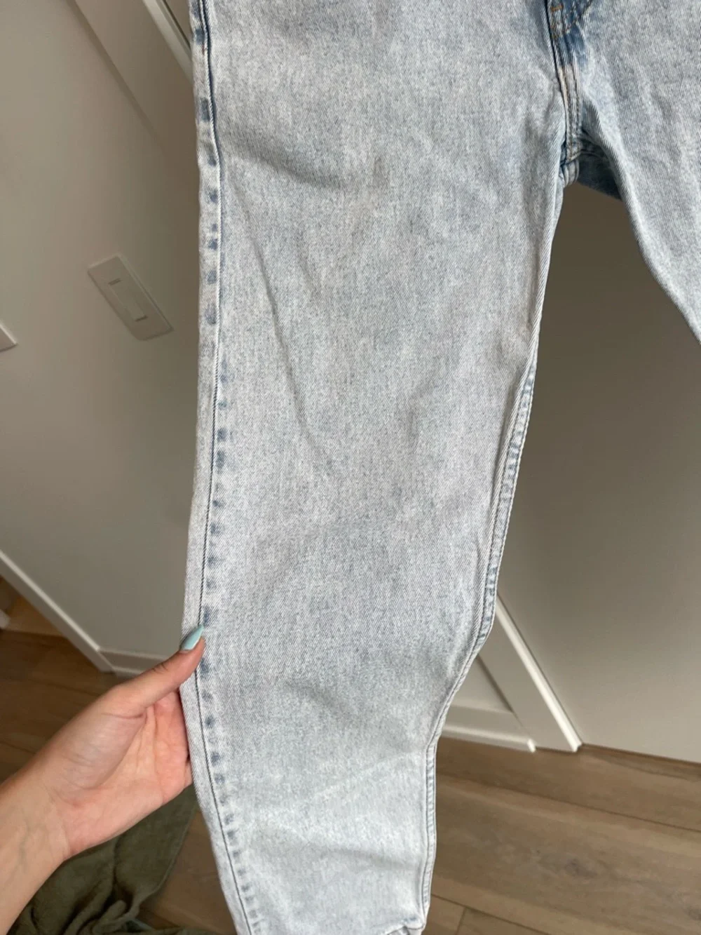 Levi Light Wash Men’s Jeans